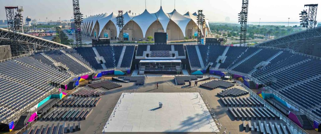 Benefits Of Working With A Skilled Stand Builder